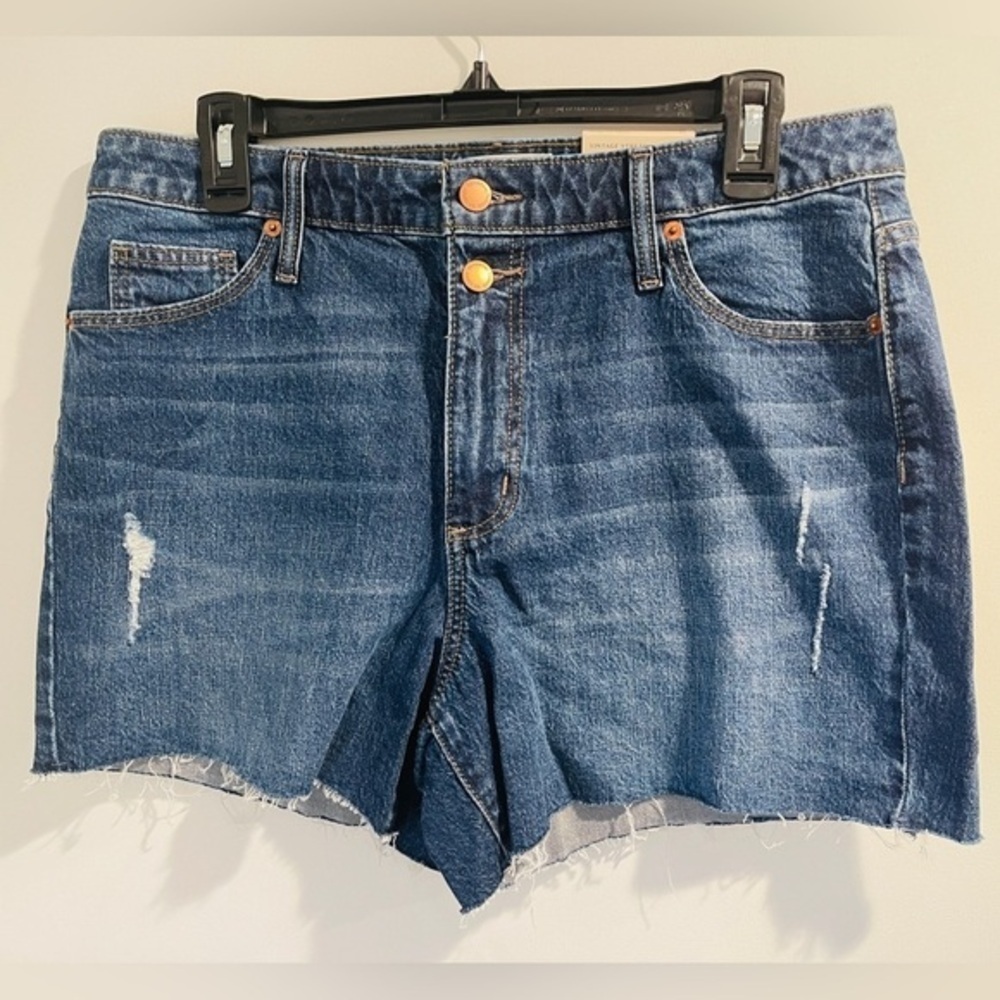 Universal Thread Women Vintage Stretch Midi Shorts Size 10